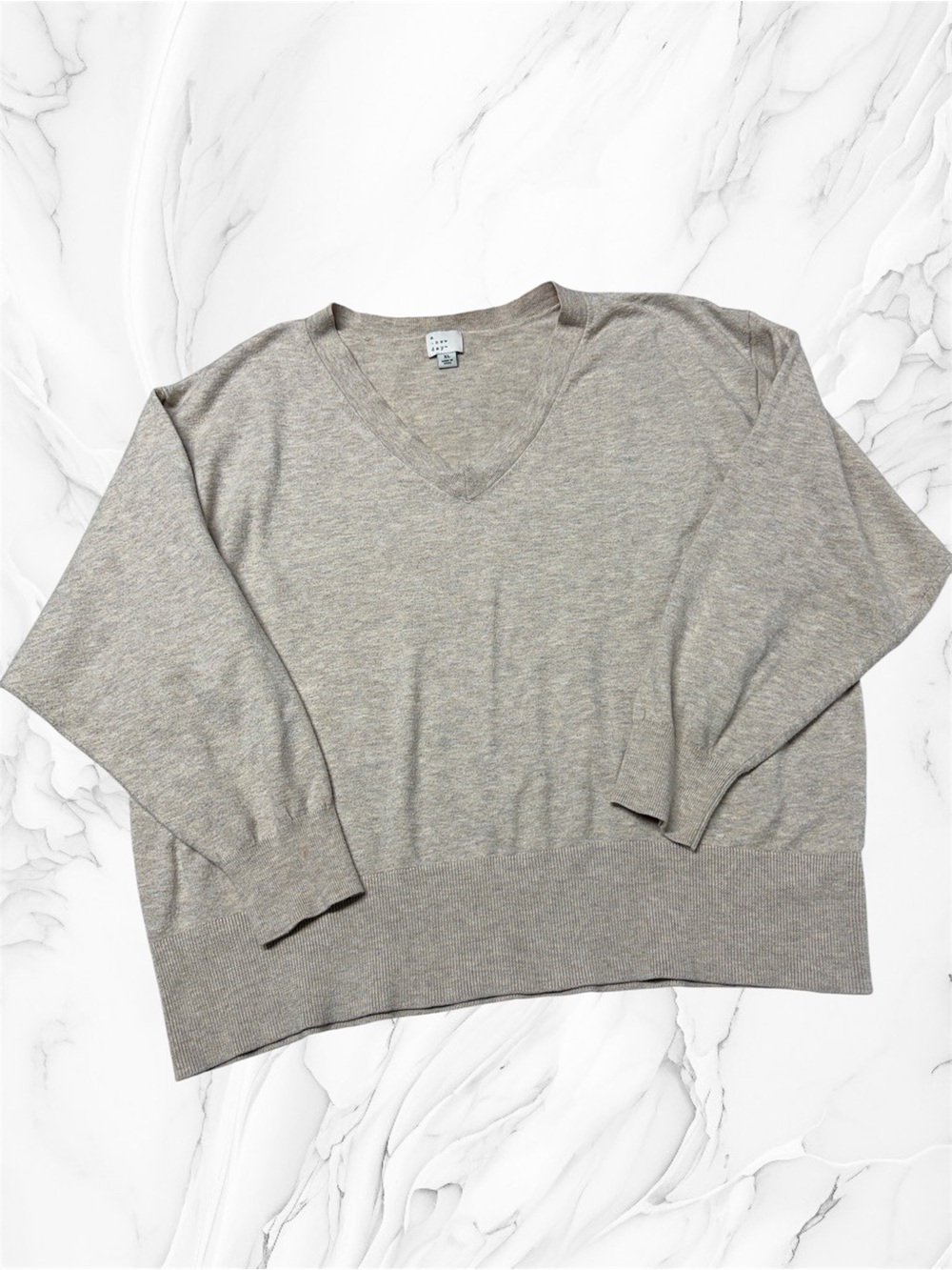 a new day Beige V-Neck Women's Sweater XL